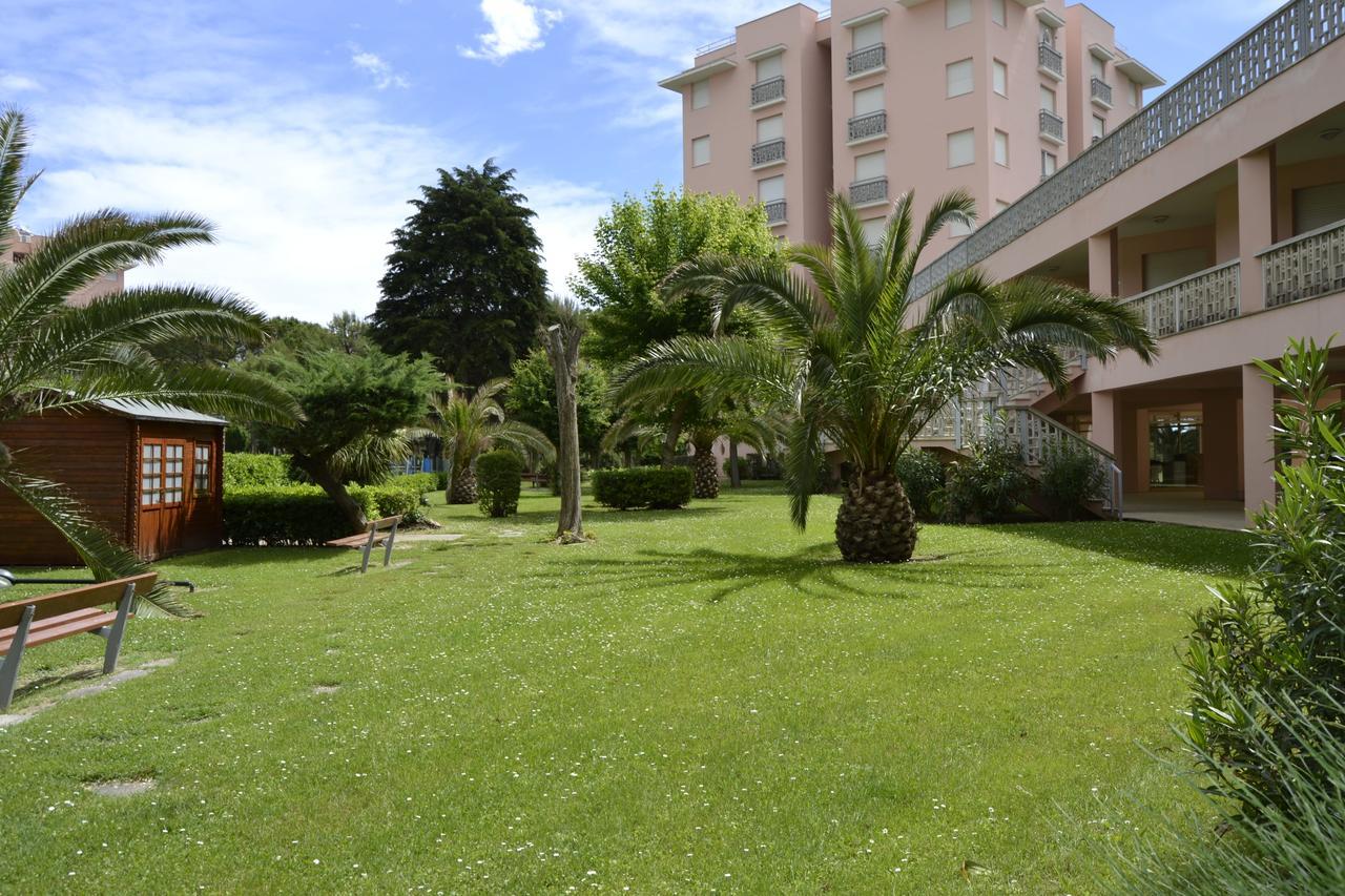 Residence Conero P. T. Blocco E Марчелли Экстерьер фото